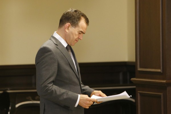 Губернатор Кондратьев потратит на женщин три миллиона бюджетных рублей   