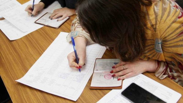 Председатель городской Думы Краснодара Вера Галушко приняла участие в голосовании по выбору зеленых зон для благоустройства в 2021 г.