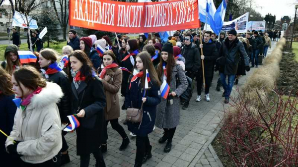 Торжественный митинг в память погибших в Афганистане прошел в Чистяковской Роще Краснодара Торжественный митинг в память погибших в Афганистане прошел в Чистяковской Роще Краснодара