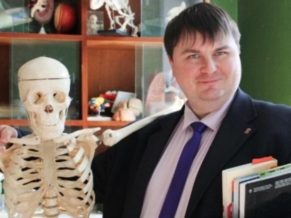 За педофилию арестован замдиректора школы