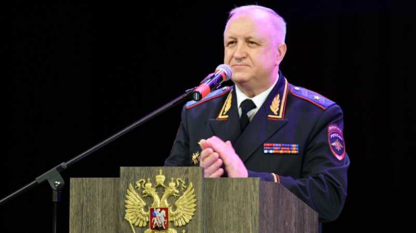 Евгений Первышов поздравил сотрудников полиции с 40-летием образования Управления МВД России по Краснодару