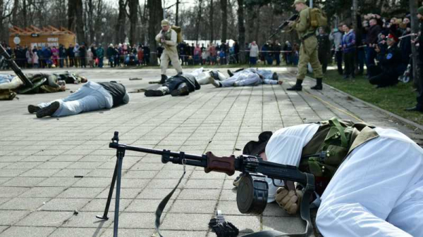 Торжественный митинг в память погибших в Афганистане прошел в Чистяковской Роще Краснодара Торжественный митинг в память погибших в Афганистане прошел в Чистяковской Роще Краснодара