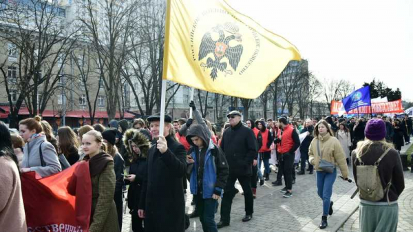 Торжественный митинг в память погибших в Афганистане прошел в Чистяковской Роще Краснодара Торжественный митинг в память погибших в Афганистане прошел в Чистяковской Роще Краснодара