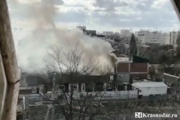 Сгорела автомойка на Костылева