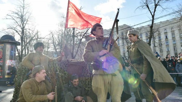 12 февраля 1943 г.: краснодарцам показали реконструкцию освобождения города от фашистских оккупантов