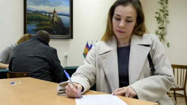 Председатель городской Думы Краснодара Вера Галушко приняла участие в голосовании по выбору зеленых зон для благоустройства в 2021 г.