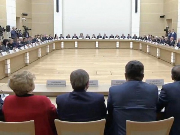 Юрий Бурлачко: призыв Президента по внесению поправок в Конституцию вывел социальную активность общества на новый уровень Юрий Бурлачко: призыв Президента по внесению поправок в Конституцию вывел социальную активность общества на новый уровень