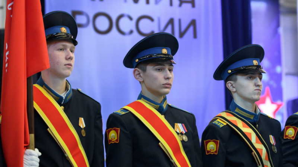 День защитника Отечества отметили в президентском кадетском училище Краснодара