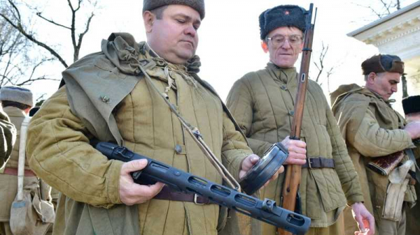 12 февраля 1943 г.: краснодарцам показали реконструкцию освобождения города от фашистских оккупантов