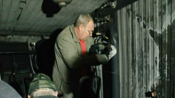 Два дома в пос. Краснодарском после пожара в котельной подключили к дизель-генератору Два дома в пос. Краснодарском после пожара в котельной подключили к дизель-генератору