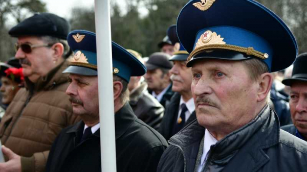 Торжественный митинг в память погибших в Афганистане прошел в Чистяковской Роще Краснодара Торжественный митинг в память погибших в Афганистане прошел в Чистяковской Роще Краснодара
