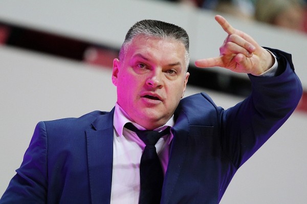 Главный тренер «Локомотива-Кубань» Пашутин возглавит сборную «Звезд России» на МВЗ
Главный тренер «Локомотива-Кубань» Пашутин возглавит сборную «Звезд России» на МВЗ