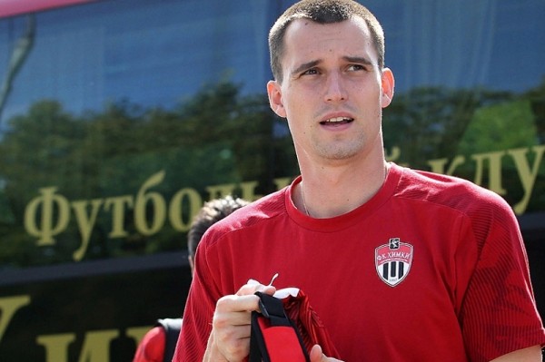 Голкипер «Химок» Илья Лантратов перейдет в «Сочи»
Голкипер «Химок» Илья Лантратов перейдет в «Сочи»