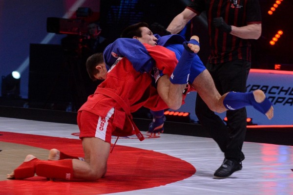 
            В Сочи прошел первый чемпионат Лиги боевого самбо                    