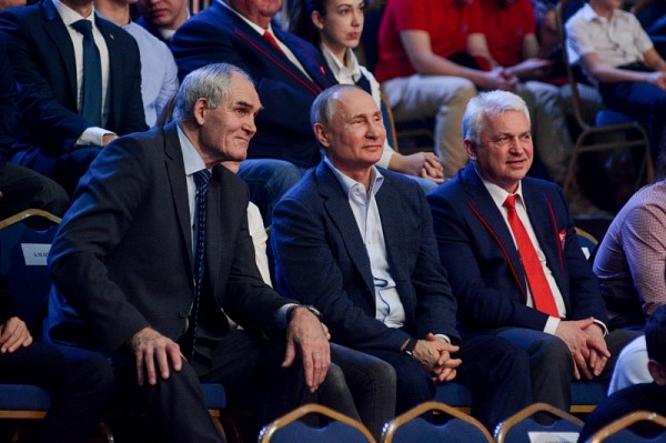 
            В Сочи прошел первый чемпионат Лиги боевого самбо                    