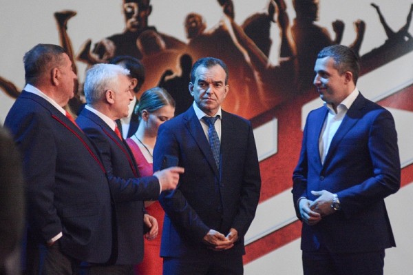 
            В Сочи прошел первый чемпионат Лиги боевого самбо                    