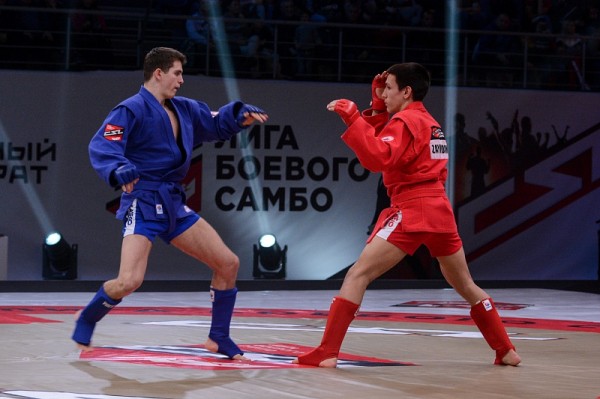 
            В Сочи прошел первый чемпионат Лиги боевого самбо                    