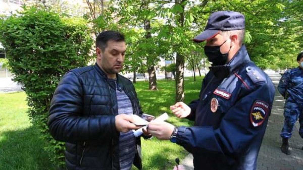 На дежурство по Краснодару 22 апреля вышли 564 участника мобильных групп самоконтроля На дежурство по Краснодару 22 апреля вышли 564 участника мобильных групп самоконтроля