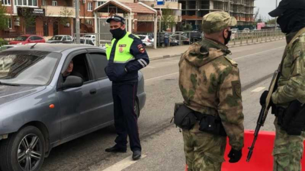 В первой половине дня 21 апреля на въездах в Краснодар проверили около 5 тыс. автомобилей В первой половине дня 21 апреля на въездах в Краснодар проверили около 5 тыс. автомобилей