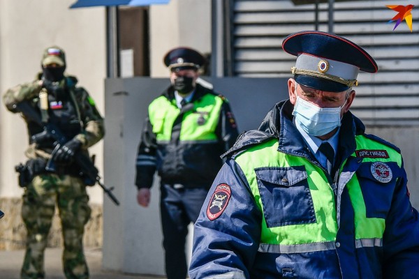 Как работают полицейские патрули в Краснодаре во время карантина и кого они задерживают