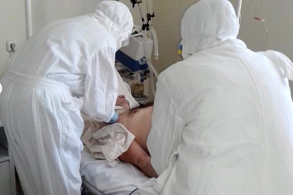 Первая смерть от коронавируса в Адыгее: скончался тяжело больной врач, которого подключили к аппарату ЭКМО Первая смерть от коронавируса в Адыгее: скончался тяжело больной врач, которого подключили к аппарату ЭКМО