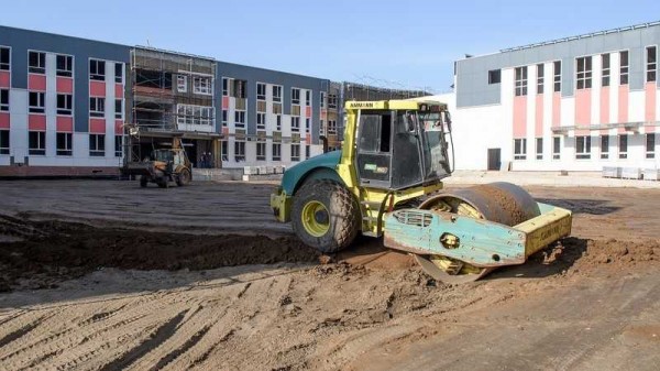 В Краснодаре продолжается строительство 9 школ и 3 детских садов В Краснодаре продолжается строительство 9 школ и 3 детских садов