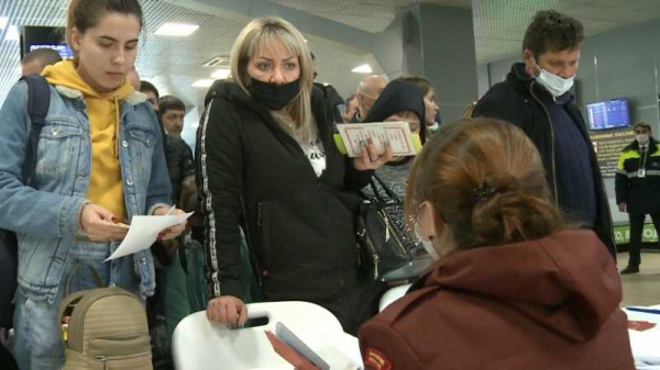 В обсерватор Краснодара отправили еще троих прилетевших пассажиров