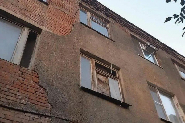 4 семьи из краснодарского общежития по ул. им. Дзержинского переезжают в новые двухкомнатные квартиры