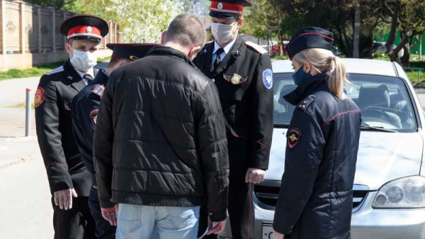 В Краснодаре мобильные группы патрулируют почти 100 пешеходных маршрутов