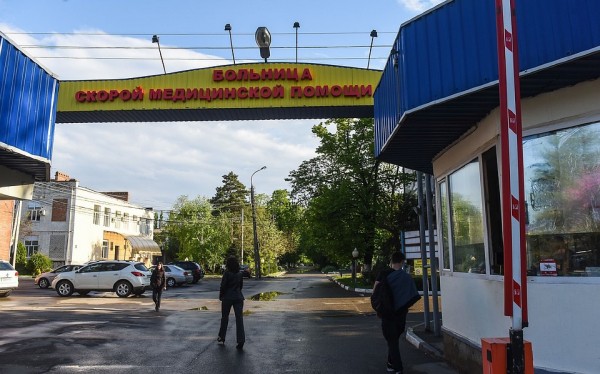 В Краснодаре закрыли на карантин больницу, в которой лечили умершую от коронавируса 78-летнюю пенсионерку