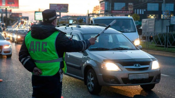 На въездах в Краснодар утром 17 апреля проверили около 7 тыс. автомобилей