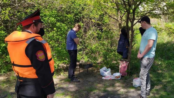 В воскресенье мобильные патрули контролировали места отдыха, кладбища и храмы Краснодара