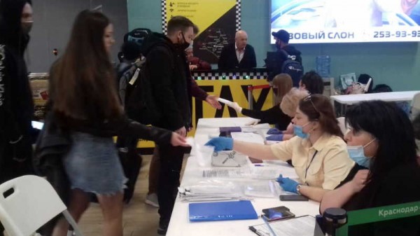 41 пассажира авиарейсов в Краснодар 19 апреля отправили в обсерваторы