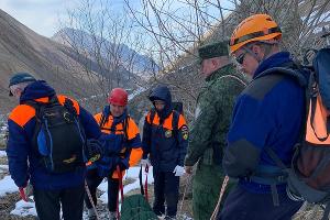 Альпинист из Санкт-Петербурга попал под камнепад в Кармадонском ущелье