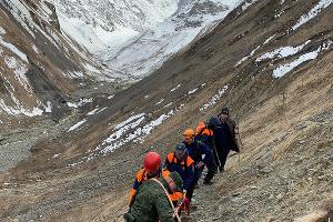 Альпинист из Санкт-Петербурга попал под камнепад в Кармадонском ущелье