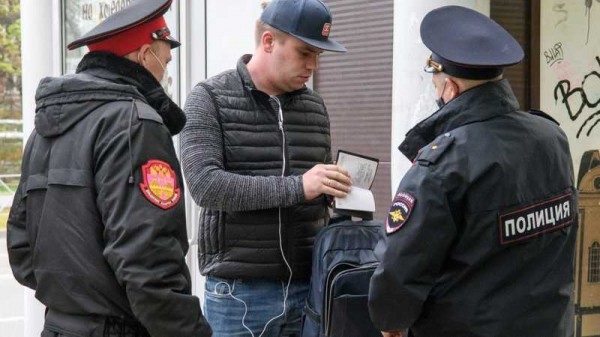 На городских маршрутах Краснодара 28 апреля работают 134 мобильные группы самоконтроля На городских маршрутах Краснодара 28 апреля работают 134 мобильные группы самоконтроля