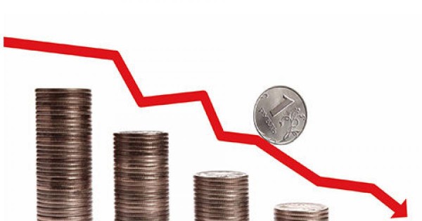 Сегодня курс рубля полетел вниз 