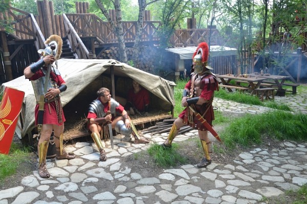 
            Электронный путеводитель по &laquo;Золотому кольцу Боспорского царства&raquo; выпустят в 2020 году                    