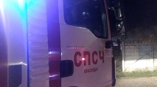 В Краснодаре ночью горел склад 