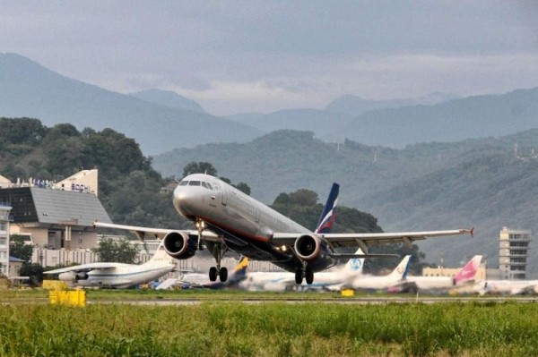 
            Губернатор Кубани Вениамин Кондратьев потребовал ужесточить контроль самоизоляции вернувшихся из-за границы и контактировавших с больными                    