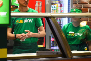 Как персонал больниц и магазинов Краснодара работает в условиях коронавируса? Наблюдение Как персонал больниц и магазинов Краснодара работает в условиях коронавируса? Наблюдение