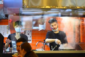 Как персонал больниц и магазинов Краснодара работает в условиях коронавируса? Наблюдение Как персонал больниц и магазинов Краснодара работает в условиях коронавируса? Наблюдение