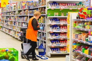 Магазины предлагают сэкономить или помочь нуждающимся. Обзор Юга.ру