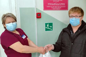 Наборы для перекуса: «Пятёрочка» поддержала больницы и лаборатории Краснодарского края Наборы для перекуса: «Пятёрочка» поддержала больницы и лаборатории Краснодарского края