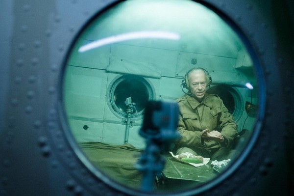 Оксана Акиньшина, Пётр Фёдоров и Фёдор Бондарчук о съемках в новом космическом триллере «Спутник»
Оксана Акиньшина, Пётр Фёдоров и Фёдор Бондарчук о съемках в новом космическом триллере «Спутник»