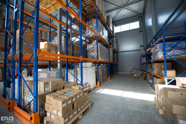 &laquo;Твердое мыло не уберет вирус из линий жизни&raquo;. Репортаж с краснодарского производства антисептиков