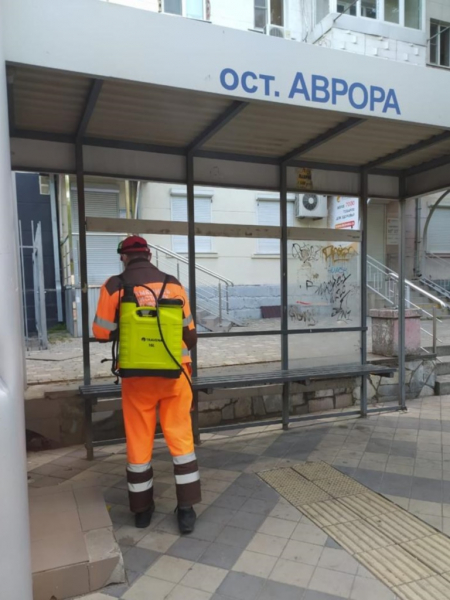 Управляющим организациям Краснодара бесплатно передали ещё 8 тонн дезинфицирующего средства Управляющим организациям Краснодара бесплатно передали ещё 8 тонн дезинфицирующего средства