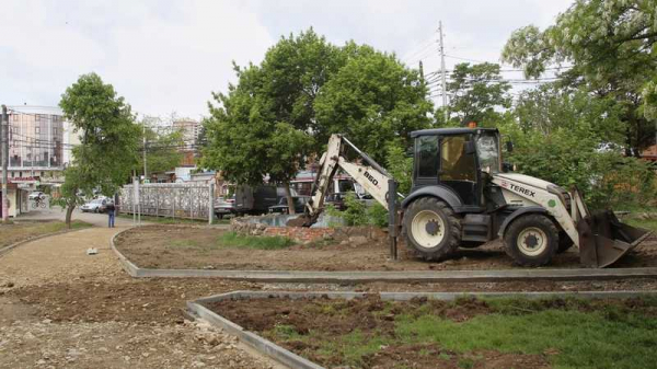 Стартовало благоустройство сквера &laquo;Дмитриевский&raquo; на берегу Покровского озера