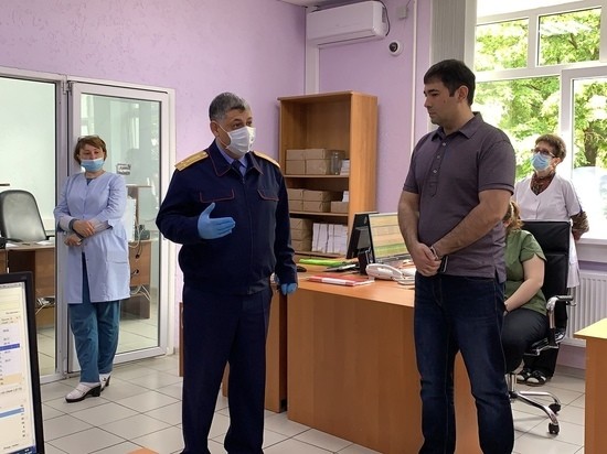 Майкопским медикам скорой помощи после вмешательства Следственного комитета выплатили надбавки Майкопским медикам скорой помощи после вмешательства Следственного комитета выплатили надбавки