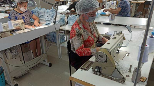В период карантина девять предприятий Краснодара наладили производство масок